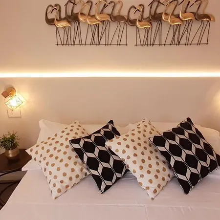 E Attico Al Mare 가비체 마레