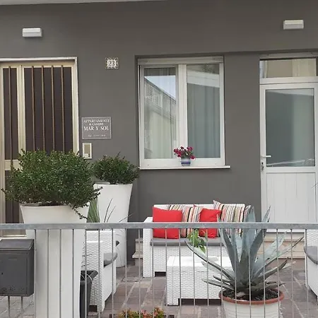 E Attico Al Mare Maison d'hôtes *
