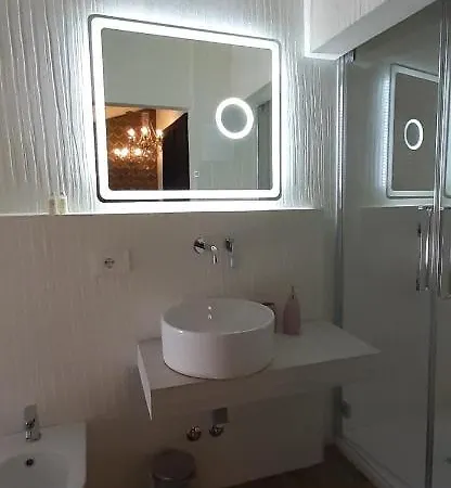 E Attico Al Mare Гостевой дом
