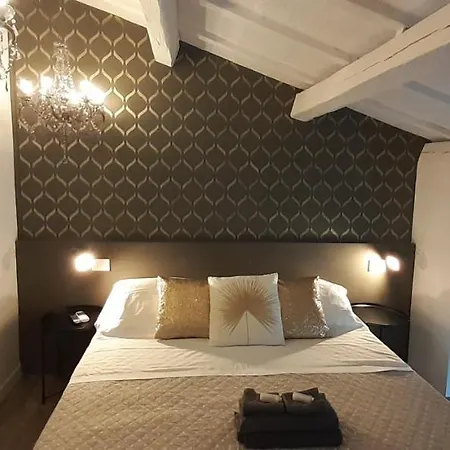 E Attico Al Mare Guest house