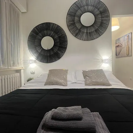 E Attico Al Mare Guest house